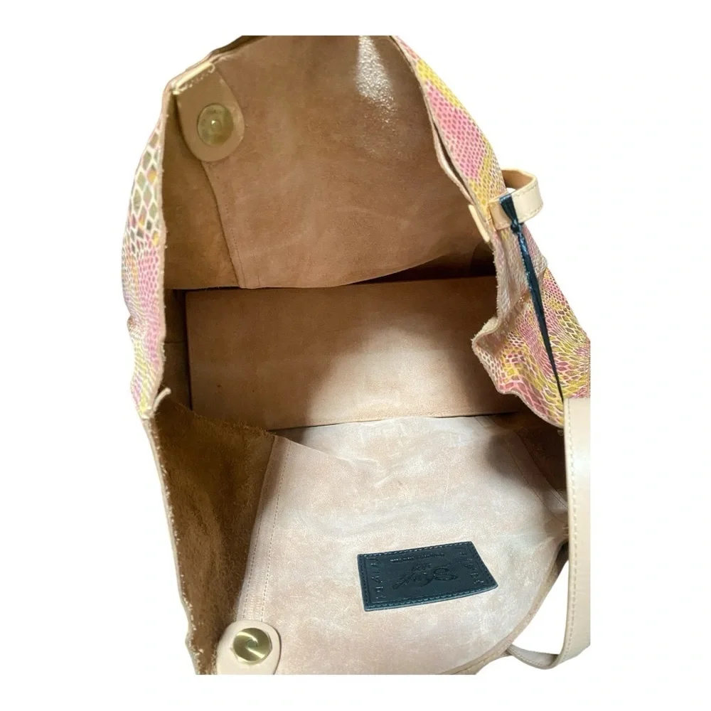 New! Sharif Snake Leather Light Weight Tote Set With Duster Bag For Storage